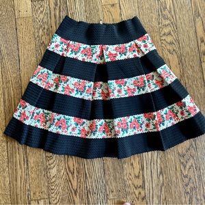 Striped Stretchy Circle Skirt/Floral/Black/Extra Small/Small